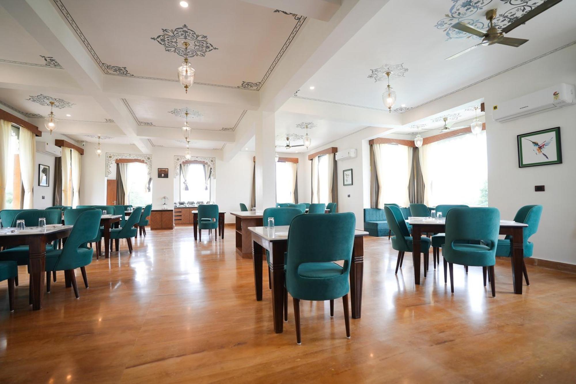 אודייפור Maangarh Resorts מראה חיצוני תמונה